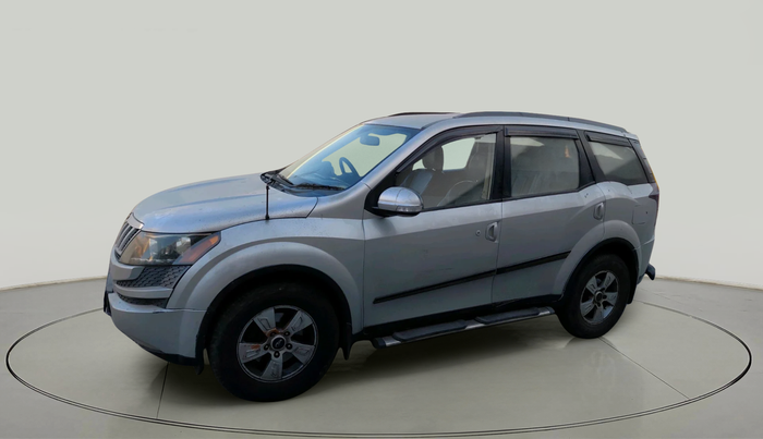2013 Mahindra XUV500 W8, Diesel, Manual, 1,11,329 km, exterior
