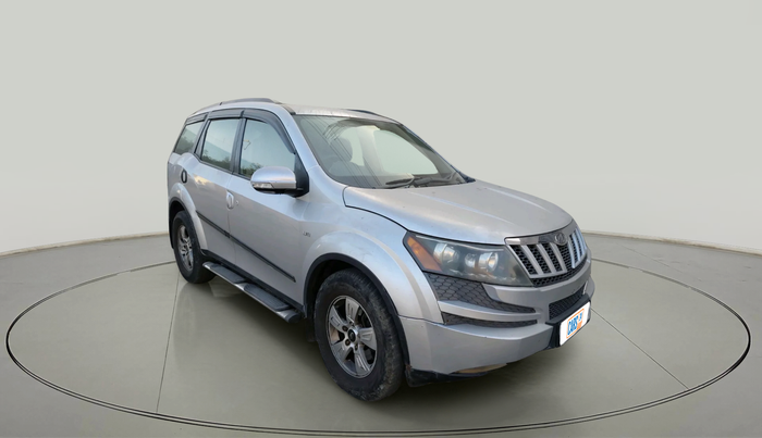 2013 Mahindra XUV500 W8, Diesel, Manual, 1,11,329 km, exterior