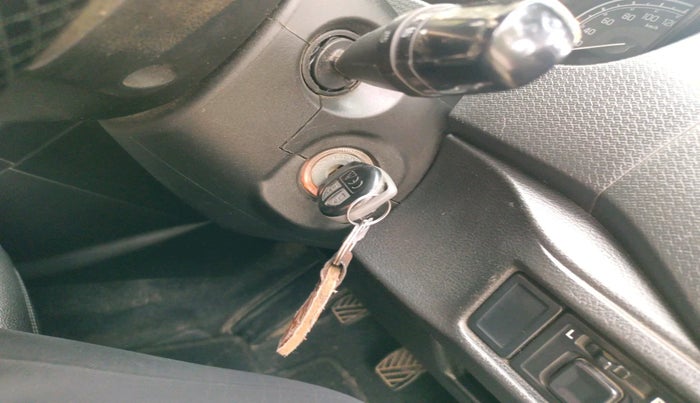 2018 Maruti Vitara Brezza VDI, Diesel, Manual, 1,75,133 km, interior