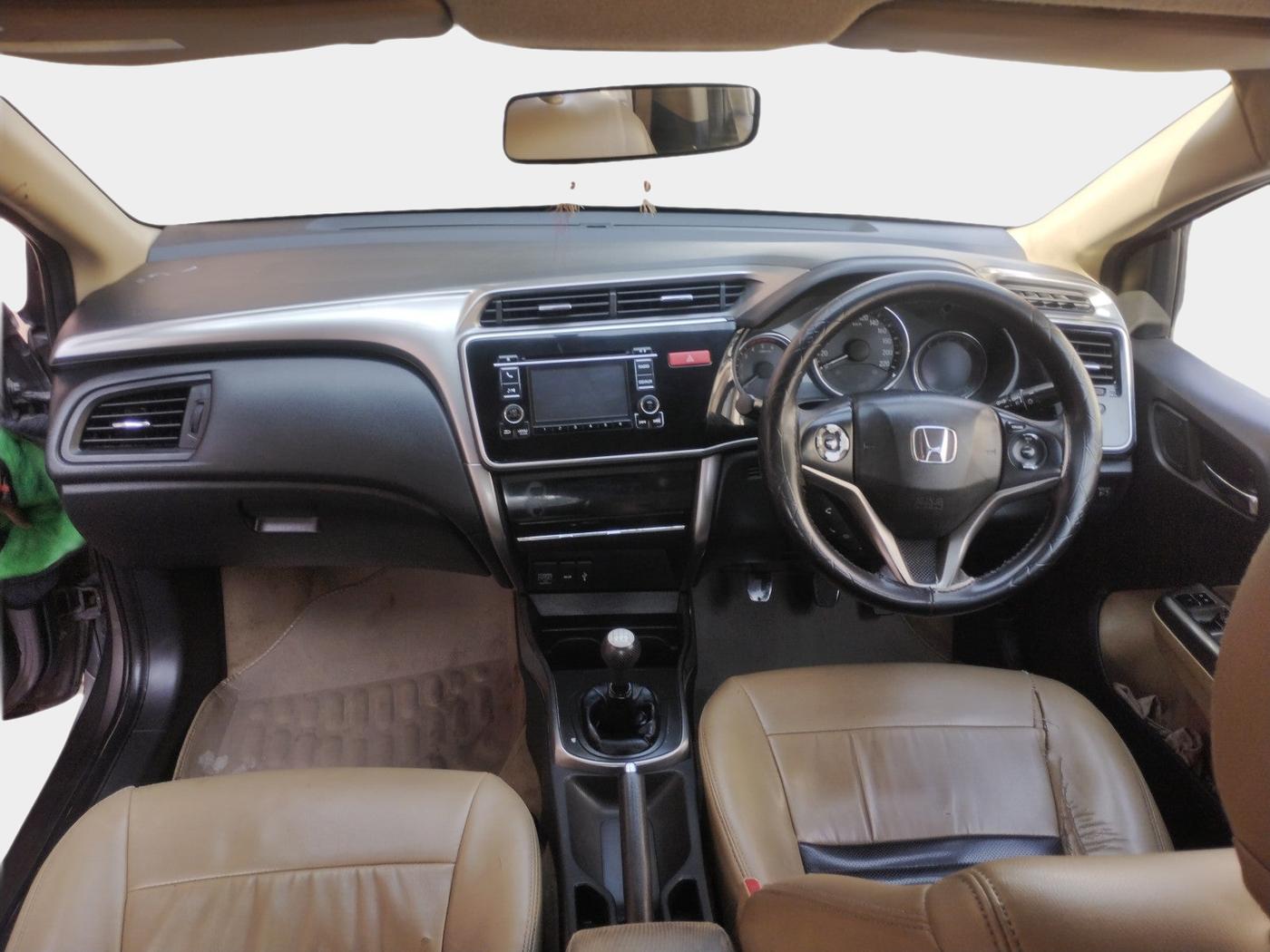 2014 Honda City 1.5L I-DTEC V, Diesel, Manual, 1,23,526 km, interior