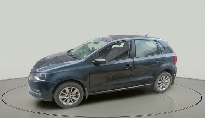 2015 Volkswagen Polo HIGHLINE1.2L, Petrol, Manual, 1,49,381 km, exterior