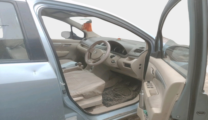 2015 Maruti Ertiga VXI, Petrol, Manual, 2,65,261 km, interior