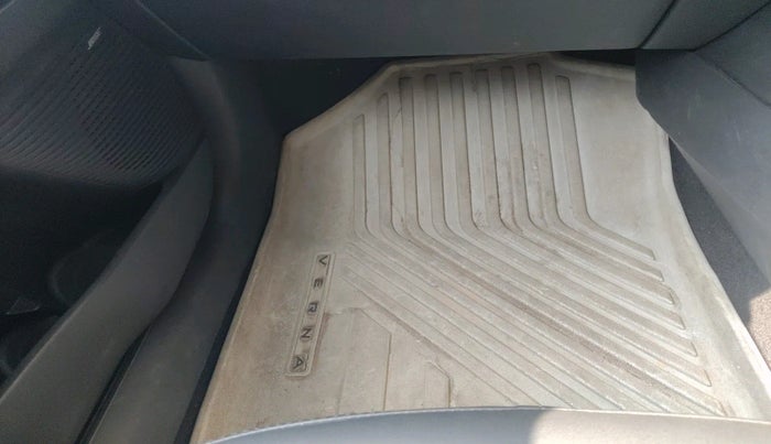 2023 Hyundai Verna SX (O) 1.5 TURBO PETROL DCT, Petrol, Automatic, 34,922 km, interior