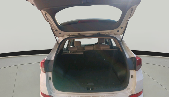 2018 Hyundai Tucson 2WD AT GL DIESEL
, Diesel, Automatic, 1,74,530 km, exterior