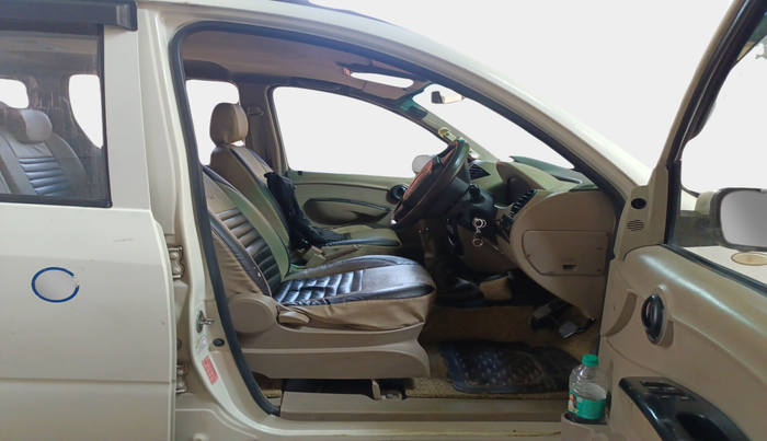 2015 Mahindra Xylo D4, Diesel, Manual, 96,970 km, interior