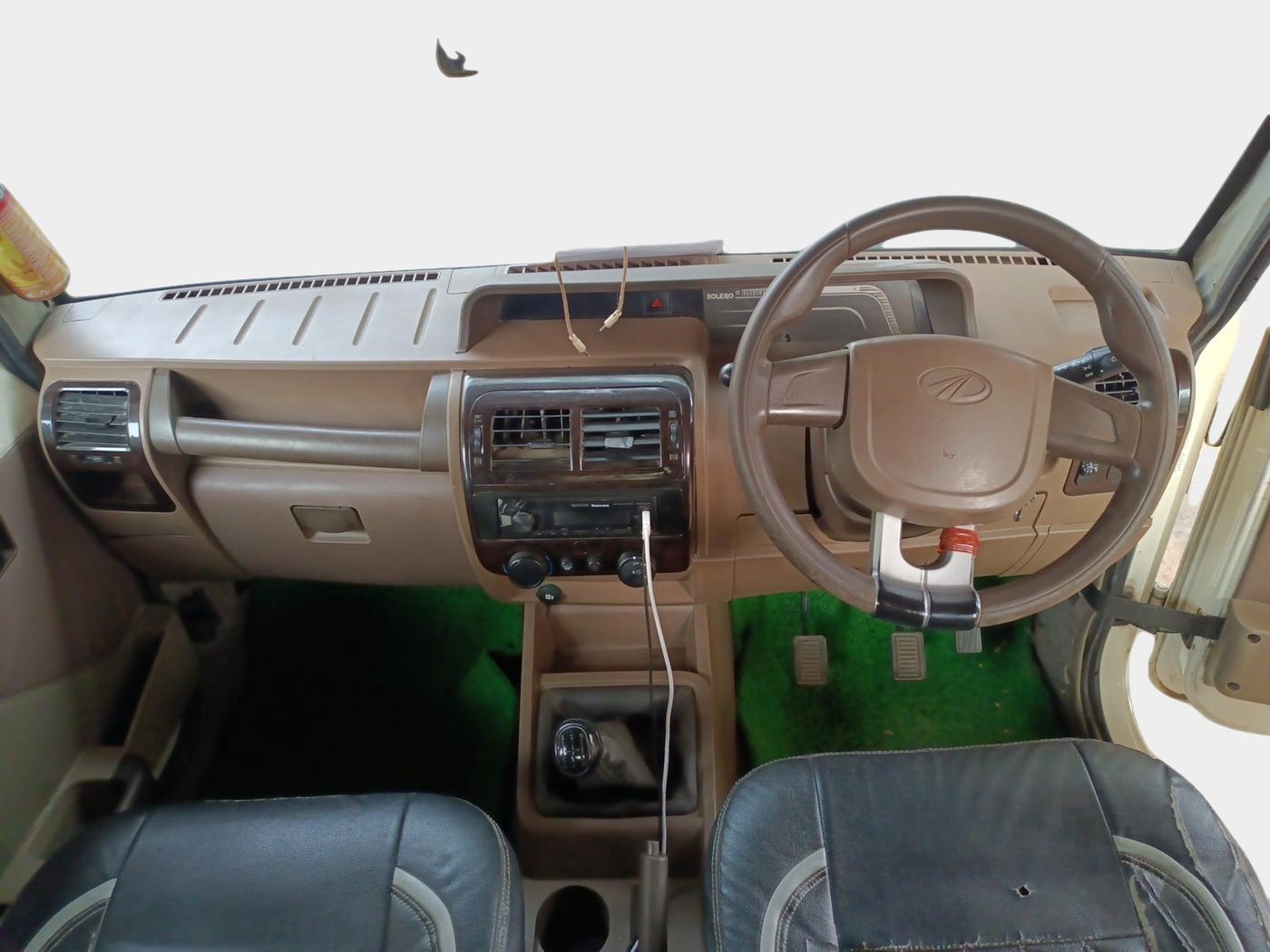 2019 Mahindra Bolero POWER PLUS SLX, Diesel, Manual, 5,50,000 km, interior