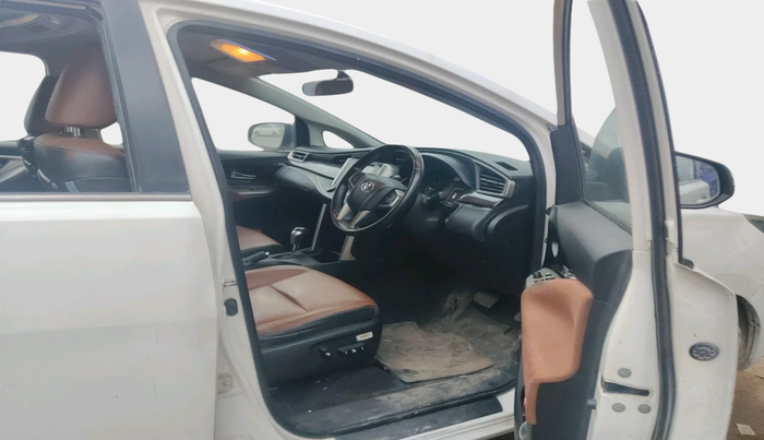 2017 Toyota Innova Crysta 2.4 ZX AT 7 STR, Diesel, Automatic, 61,893 km, interior