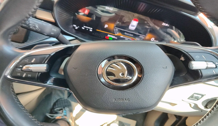 2023 Skoda SLAVIA STYLE 1.0L TSI AT, Petrol, Automatic, 39,703 km, interior