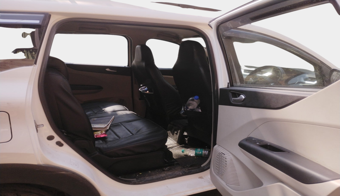 2023 Renault TRIBER RXZ, Petrol, Manual, 11,500 km, interior