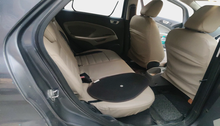 2015 Ford Ecosport AMBIENTE 1.5L DIESEL, Diesel, Manual, 1,00,486 km, interior