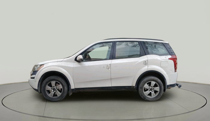 2014 Mahindra XUV500 W8, Diesel, Manual, 1,08,540 km, exterior