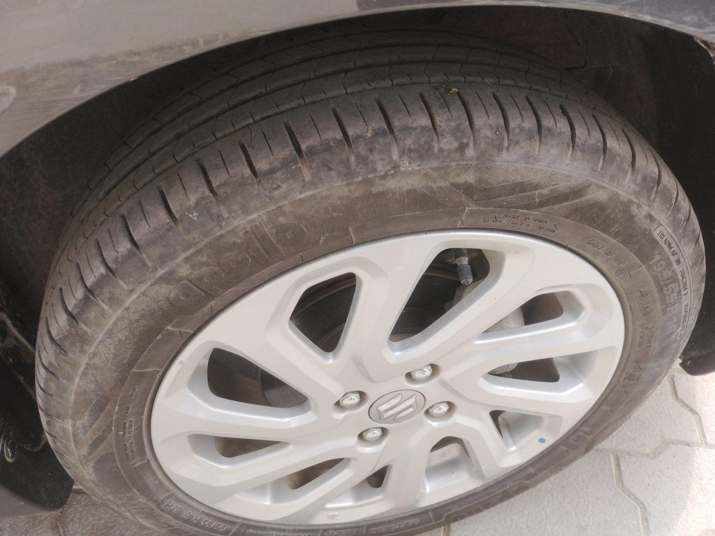 2023 Maruti Baleno  ZETA CNG 1.2L, Petrol, Manual, 13,921 km, tyre
