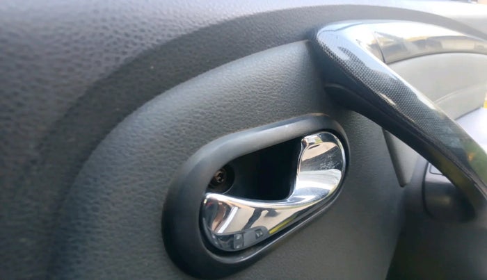 2014 Renault Duster 110 PS RXZ DIESEL, Diesel, Manual, 1,31,054 km, interior