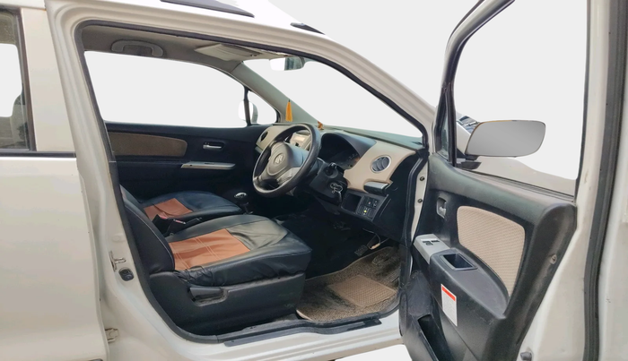 2017 Maruti Wagon R 1.0 LXI CNG, Petrol, Manual, 1,06,093 km, interior