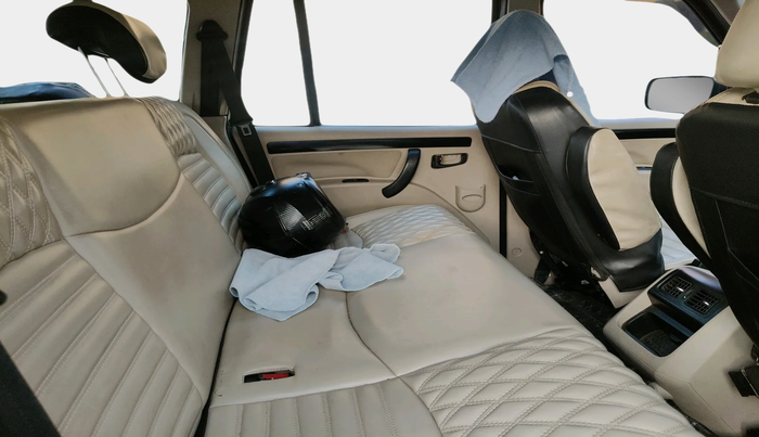 2023 Mahindra SCORPIO CLASSIC S 7STR, Diesel, Manual, 34,702 km, interior