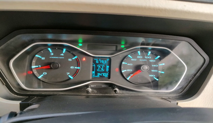 2023 Mahindra SCORPIO CLASSIC S 7STR, Diesel, Manual, 34,702 km, interior