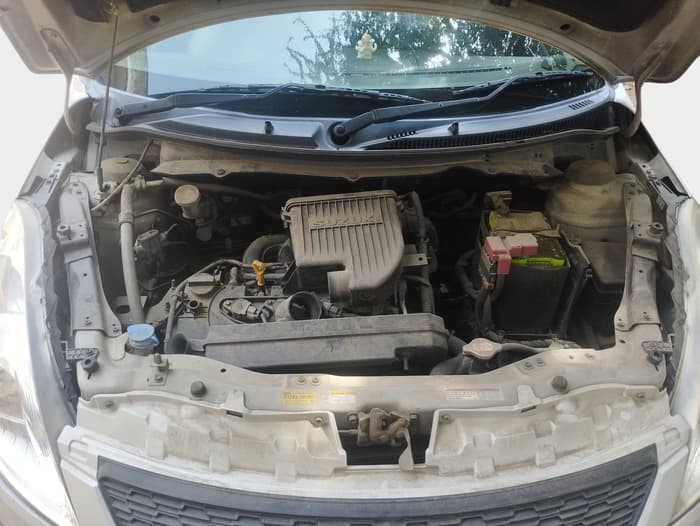 2015 Maruti Swift VXI, Petrol, Manual, 70,168 km, exterior