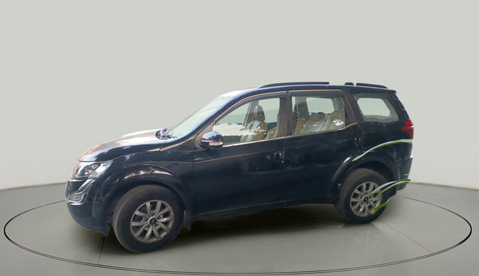 2018 Mahindra XUV500 W10, Diesel, Manual, 1,24,312 km, exterior