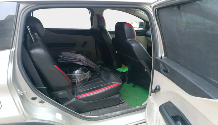 2020 Renault TRIBER RXL MT, Petrol, Manual, 50,190 km, interior