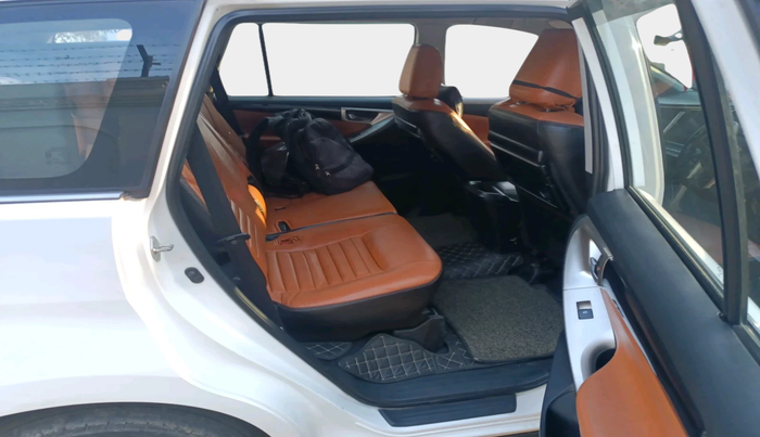 2018 Toyota Innova Crysta 2.4 VX 8 STR, Diesel, Manual, 99,118 km, interior