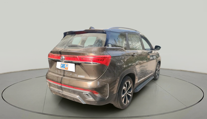 2024 MG HECTOR PLUS SHARP PRO 1.5 PETROL TURBO CVT 7 STR, Petrol, Automatic, 15,546 km, exterior