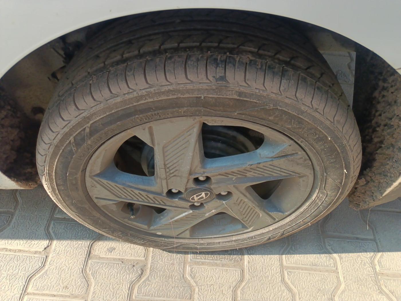 2021 Hyundai Verna SX 1.5 CRDI, Diesel, Manual, 76,249 km, tyre