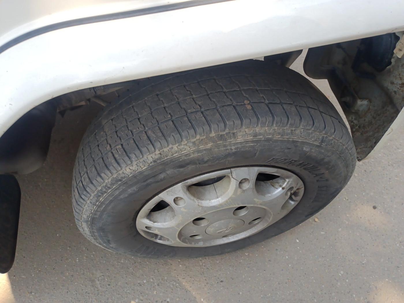 2020 Mahindra Bolero POWER PLUS SLE, Diesel, Manual, 96,777 km, tyre