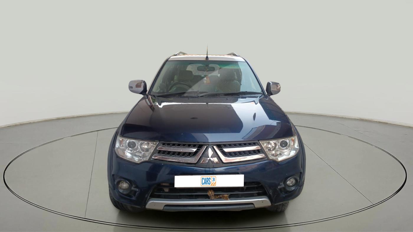 2015 Mitsubishi Pajero Sport 2.5 AT 4X2, Diesel, Automatic, 1,17,293 km, exterior