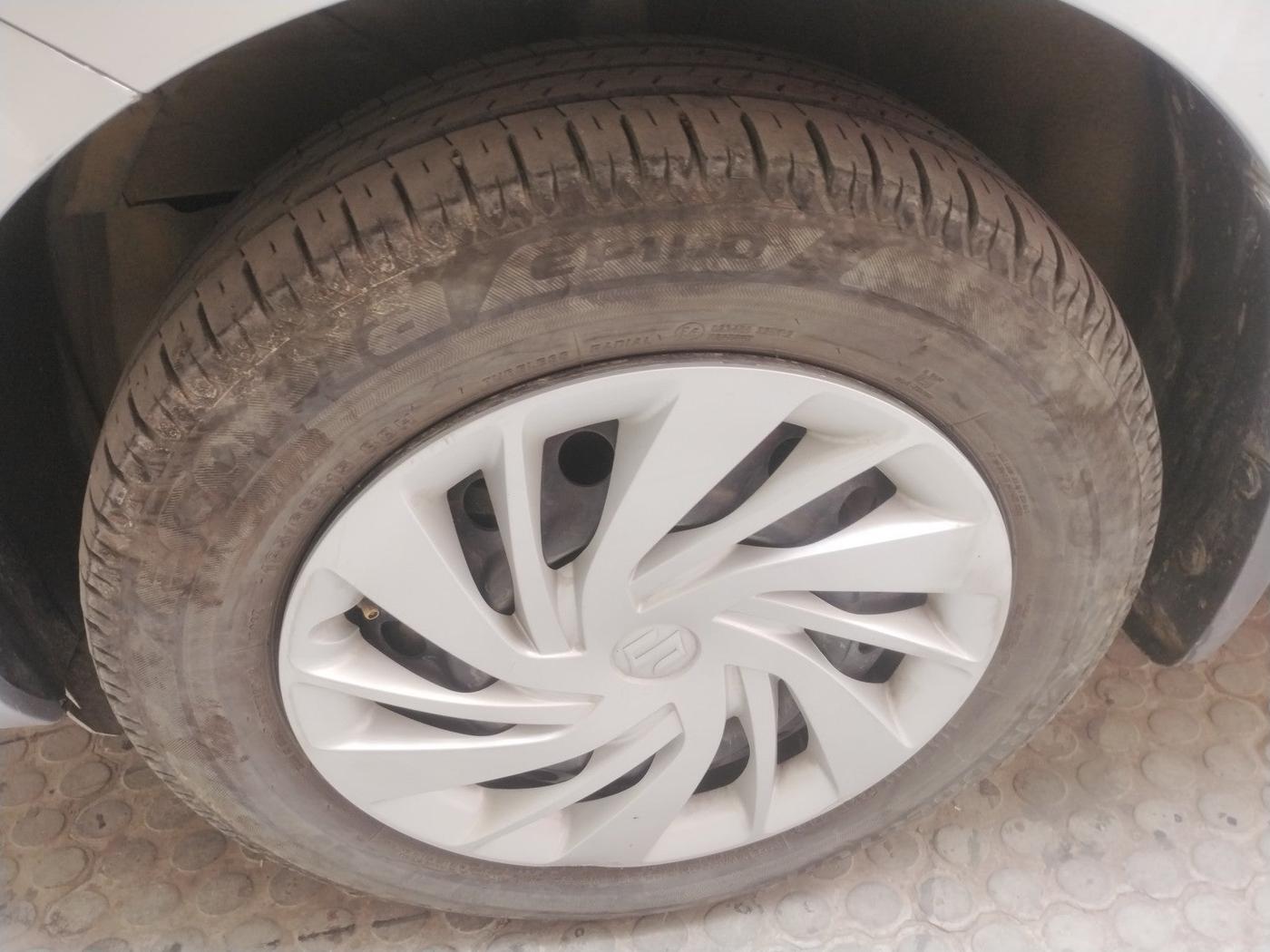 2022 Maruti Ertiga VXI AT SHVS, Petrol, Automatic, 17,546 km, tyre