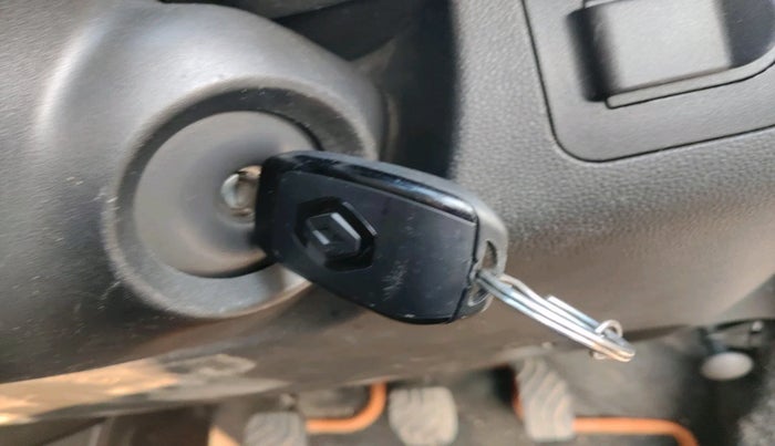 2021 Renault Kwid STD, Petrol, Manual, 19,421 km, interior