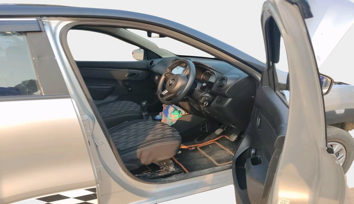 2021 Renault Kwid STD, Petrol, Manual, 19,421 km, interior