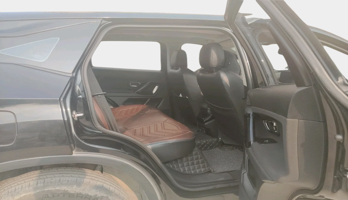 2023 Tata Harrier XT PLUS 2.0L KRYOTEC DARK EDITON, Diesel, Manual, 51,147 km, interior