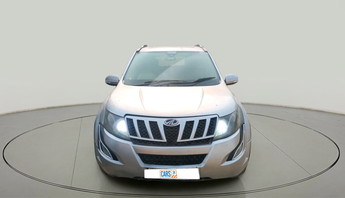 2016 Mahindra XUV500 W8, Diesel, Manual, 1,50,636 km, exterior