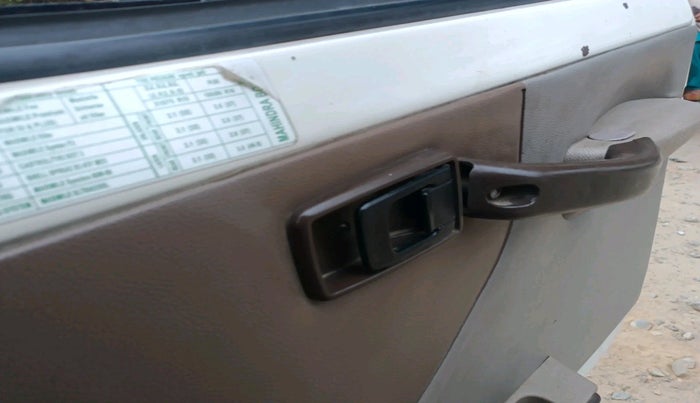 2013 Mahindra Bolero ZLX BS IV, Diesel, Manual, 65,444 km, interior