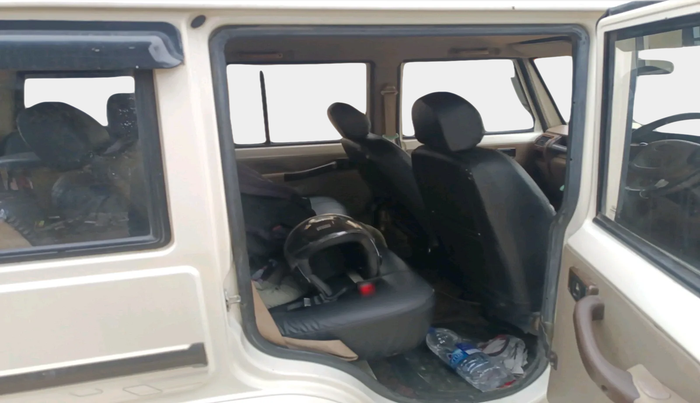 2013 Mahindra Bolero ZLX BS IV, Diesel, Manual, 65,444 km, interior