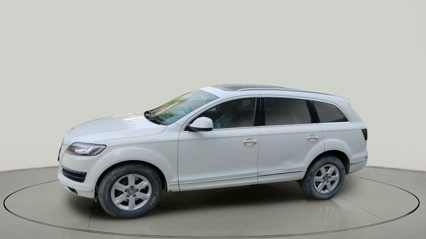 2014 Audi Q7 3.0 TDI PREMIUM PLUS, Diesel, Automatic, 1,81,415 km, exterior