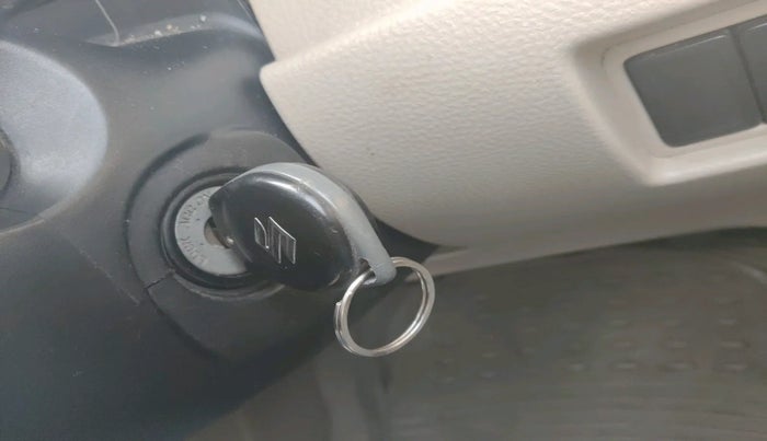 2013 Maruti Swift Dzire VXI, Petrol, Manual, 1,06,269 km, interior