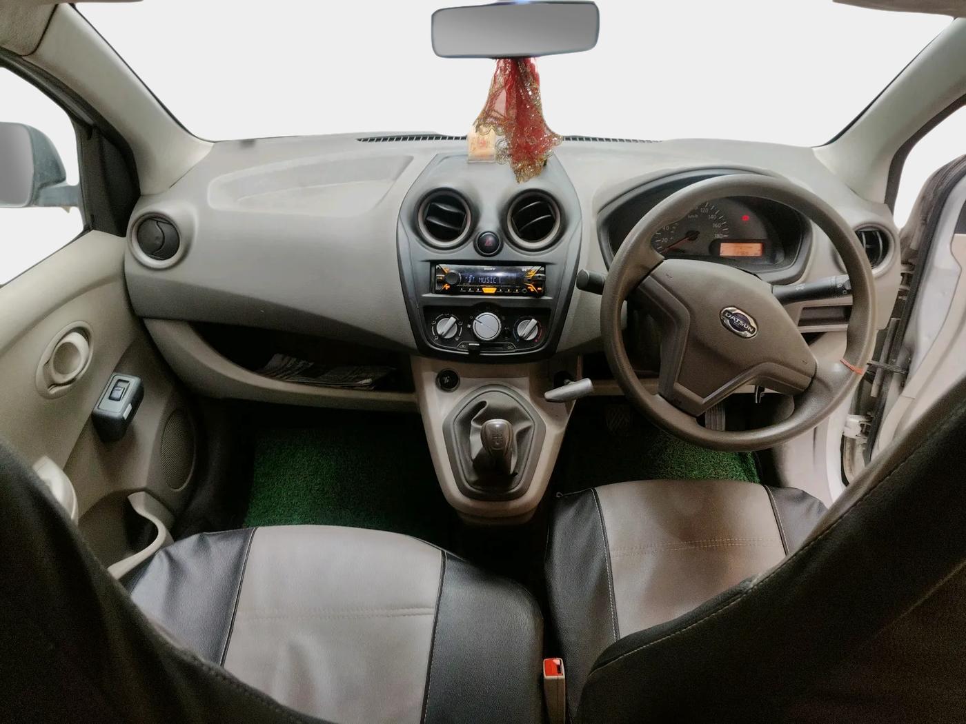 2017 Datsun Go A, Petrol, Manual, 28,769 km, interior