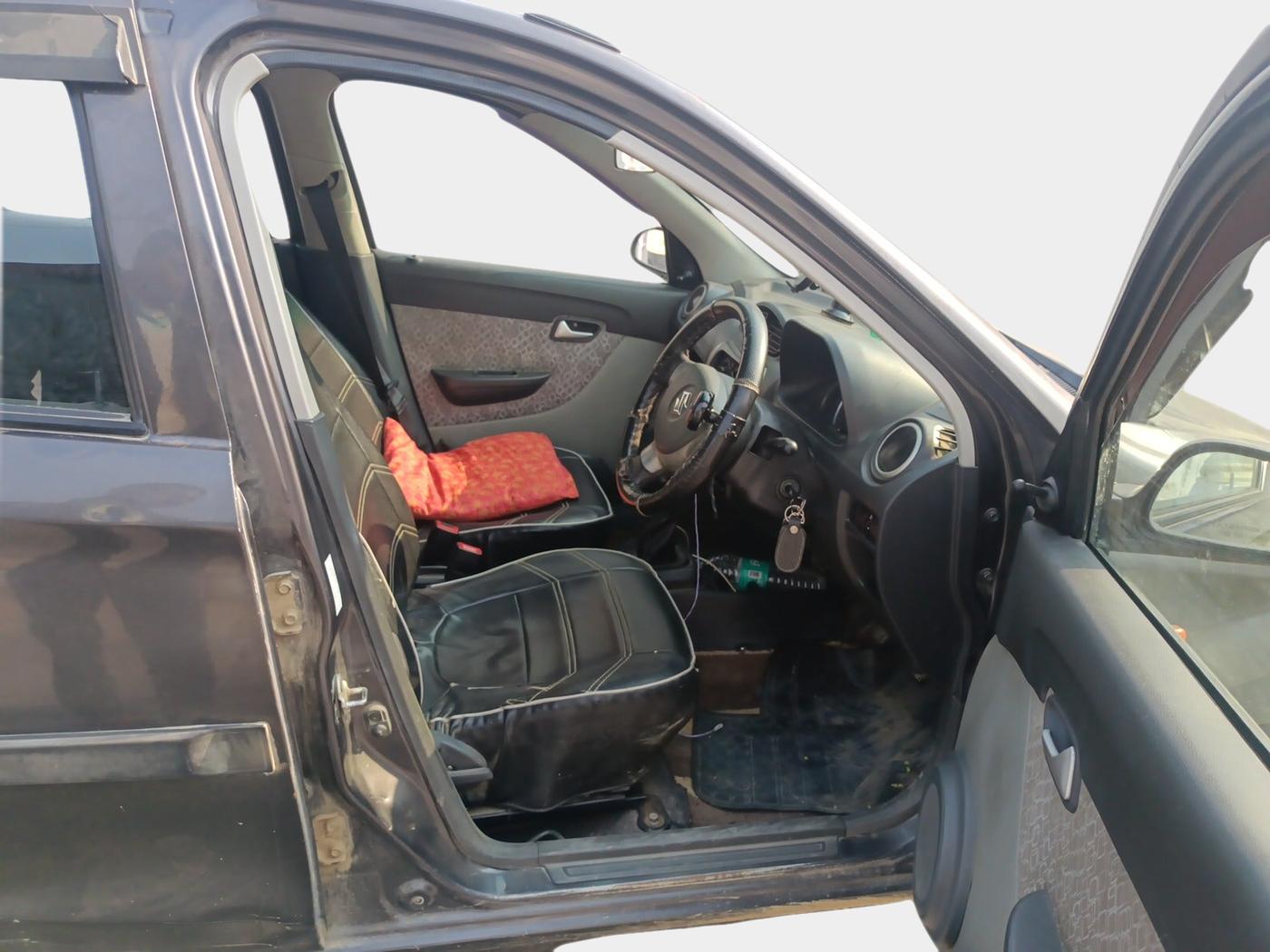 2017 Maruti Alto 800 LXI, Petrol, Manual, 79,381 km, interior