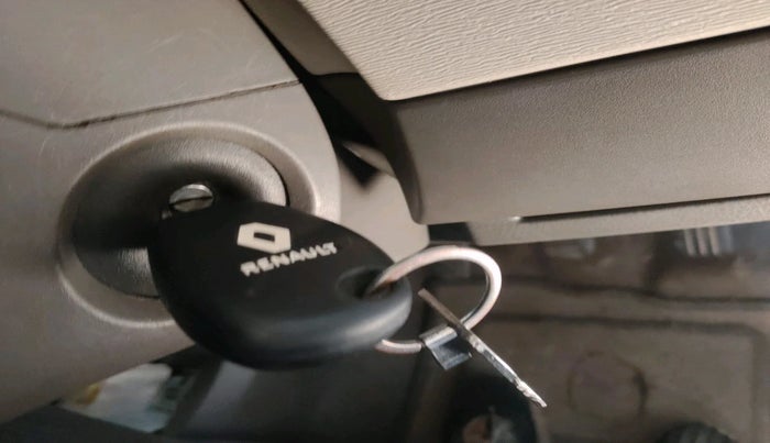 2015 Renault Lodgy 110 PS RXZ 8 STR, Diesel, Manual, 68,855 km, interior