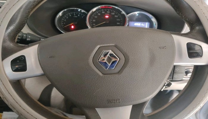 2015 Renault Lodgy 110 PS RXZ 8 STR, Diesel, Manual, 68,855 km, interior