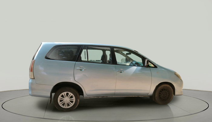 2010 Toyota Innova 2.5 G2 8STR, Diesel, Manual, 1,75,527 km, exterior