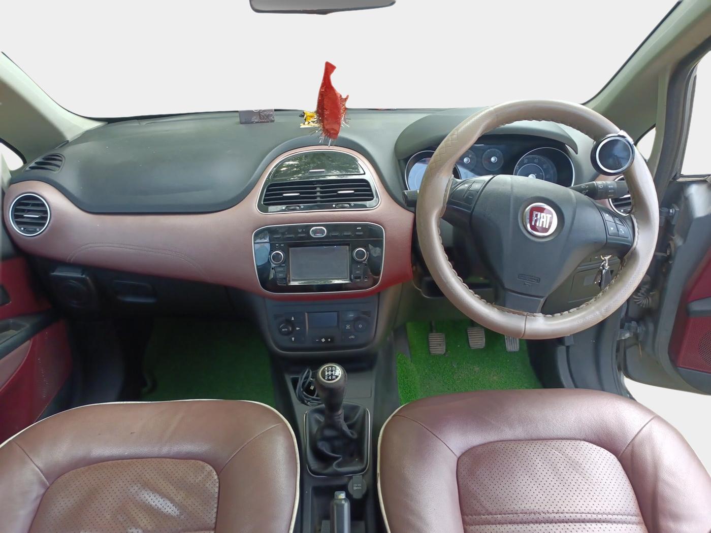 2017 Fiat URBAN CROSS 1.4 T-JET EMOTION, Petrol, Manual, 46,884 km, interior
