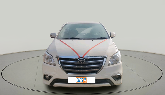 2015 Toyota Innova 2.5 VX 8 STR, Diesel, Manual, 53,886 km, exterior