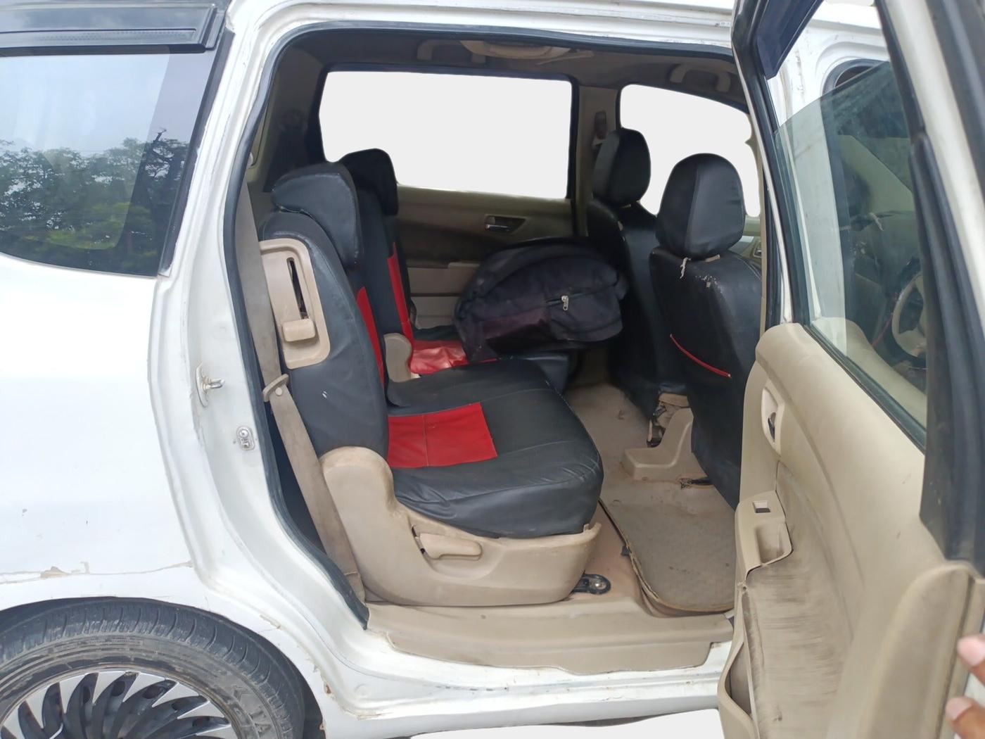 2015 Maruti Ertiga VDI ABS, Diesel, Manual, 93,914 km, interior
