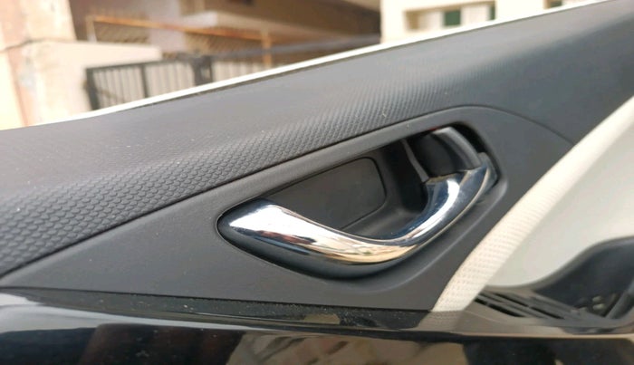 2020 Tata NEXON XZ PLUS PETROL, Petrol, Manual, 31,973 km, interior