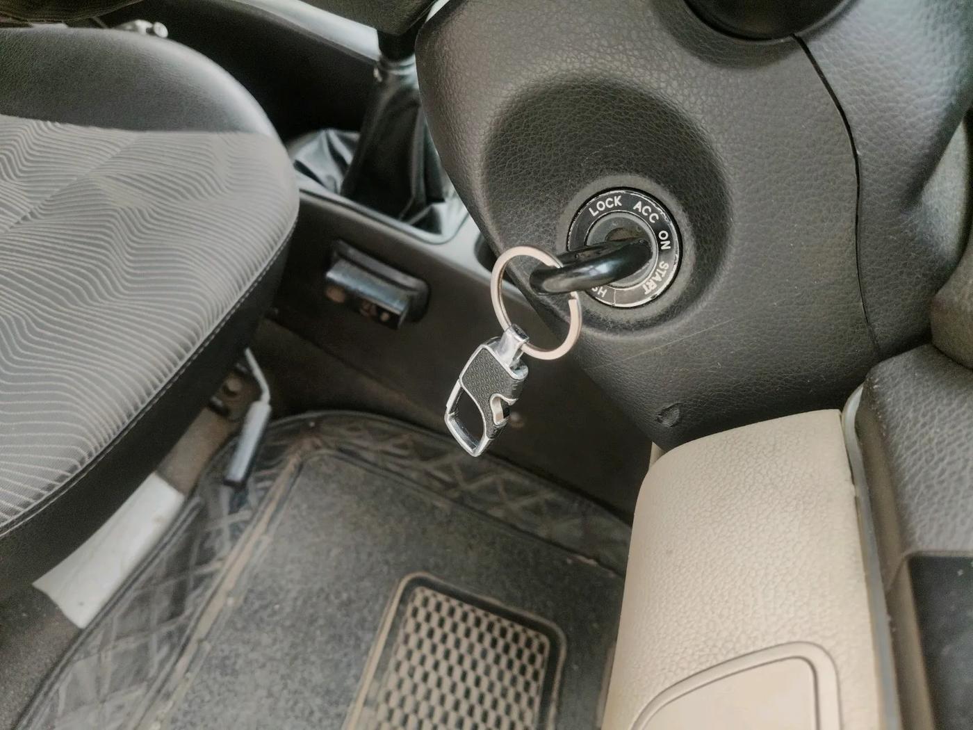 2012 Hyundai Eon ERA +, Petrol, Manual, 75,057 km, interior
