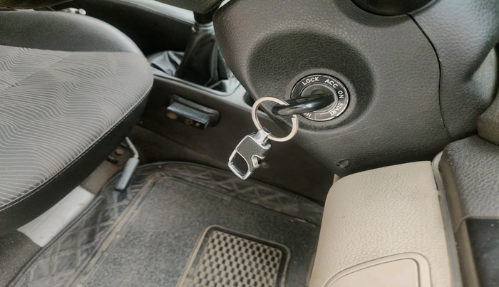 2012 Hyundai Eon ERA +, Petrol, Manual, 75,057 km, interior