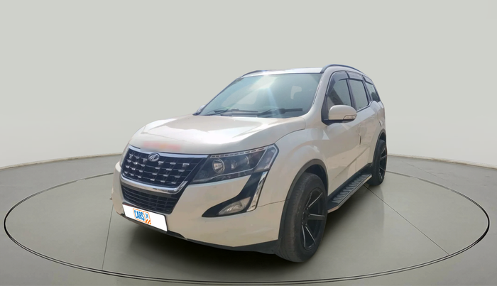 2018 Mahindra XUV500 W7, Diesel, Manual, 89,531 km, exterior