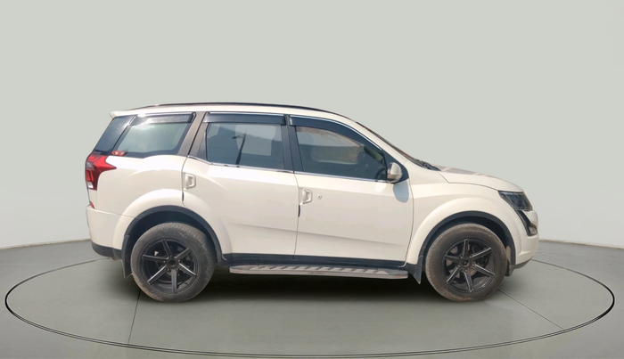 2018 Mahindra XUV500 W7, Diesel, Manual, 89,531 km, exterior